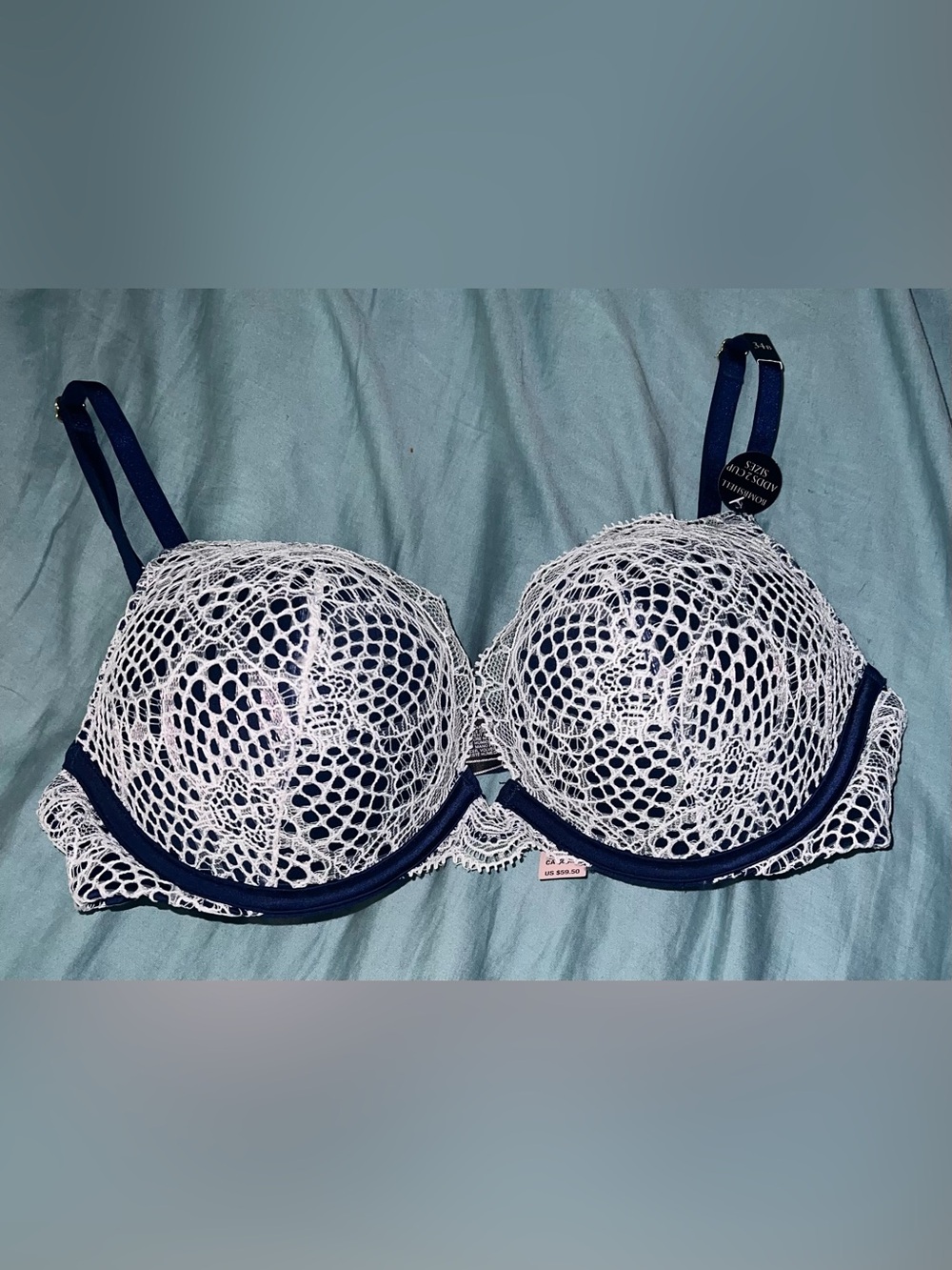 Victoria’s Secret Women’s Bombshell Navy & Lace Push-Up Bra 34B NWT